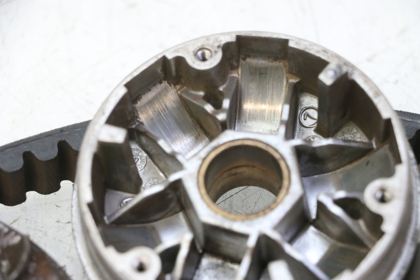 photo de VARIATOR PEUGEOT KISBEE 2T 50 (2010 - 2017) - Supplementary product photo