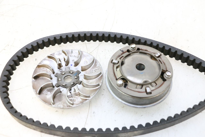 photo de VARIATOR PEUGEOT KISBEE 2T 50 (2018 - 2022) - Component detail