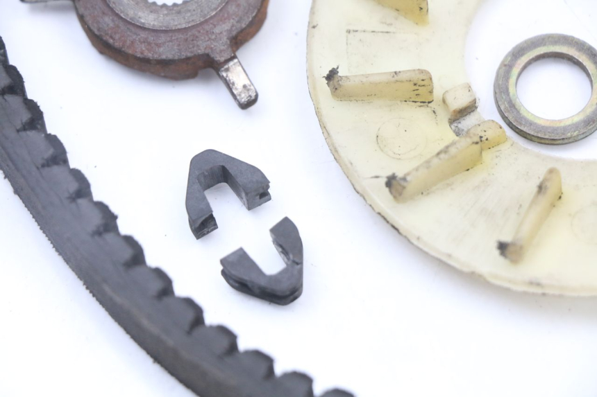 photo de VARIATOR PEUGEOT KISBEE 4T 50 (2018 - 2022) - Surface and material condition