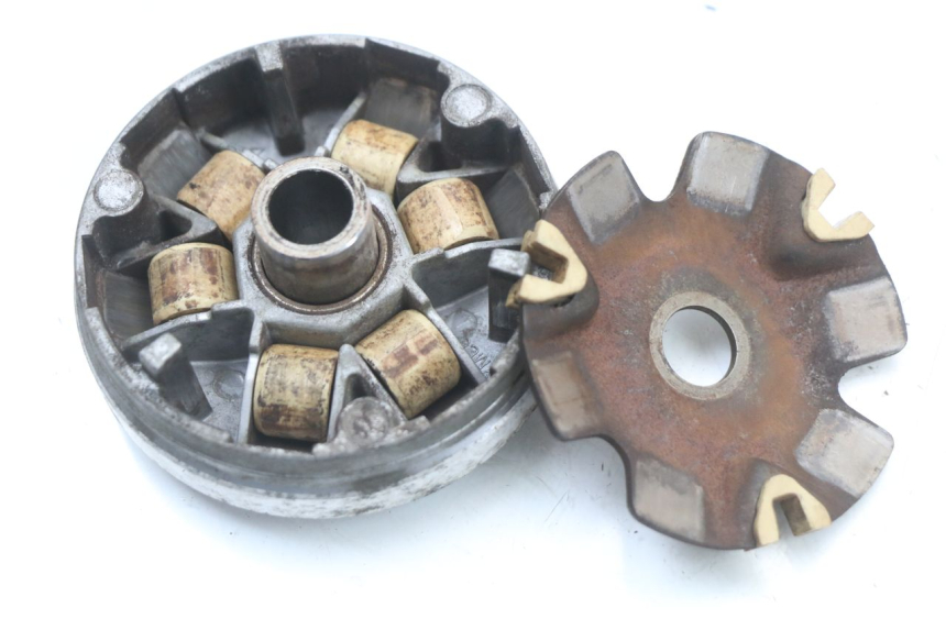 photo de VARIATOR PEUGEOT KISBEE 4T 50 (2018 - 2022) - Alternative perspective