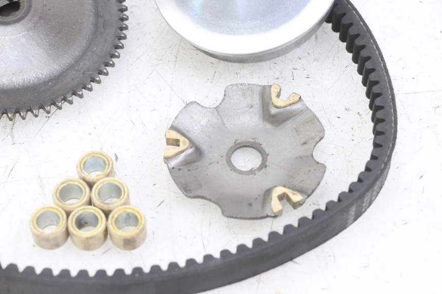 photo de VARIATOR PEUGEOT KISBEE 4T 50 (2018 - 2022) - Product overview