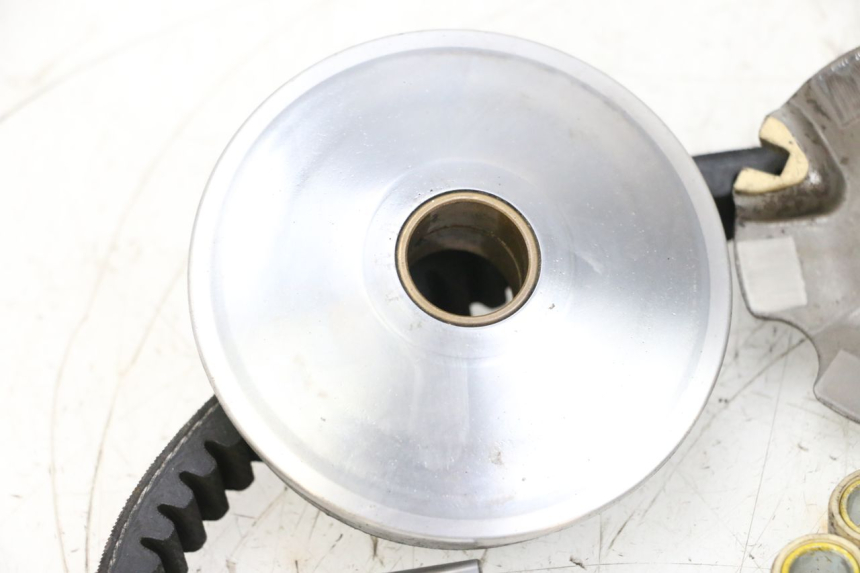 photo de VARIATOR PEUGEOT KISBEE 4T 50 (2018 - 2022) - Alternative perspective