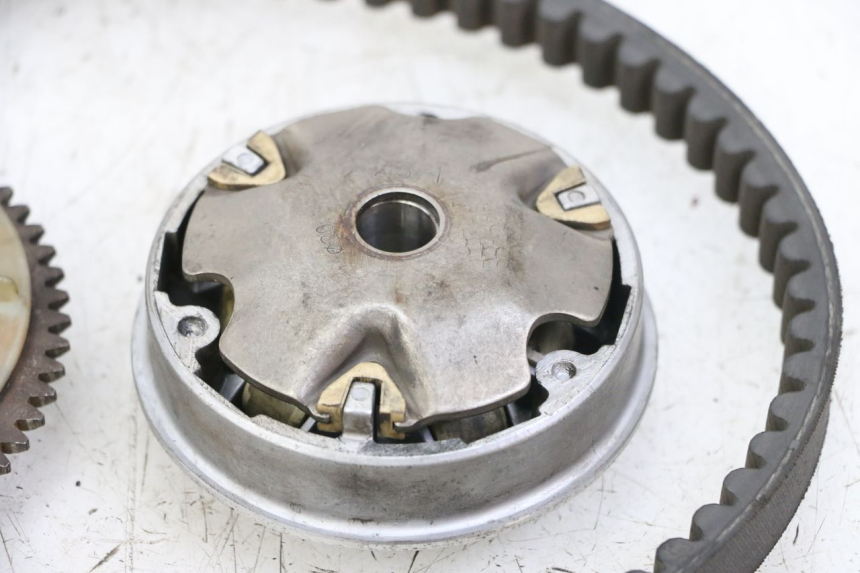 photo de VARIATOR KYMCO AGILITY 4T 50 (2018 - 2022) - Zoom on usage condition