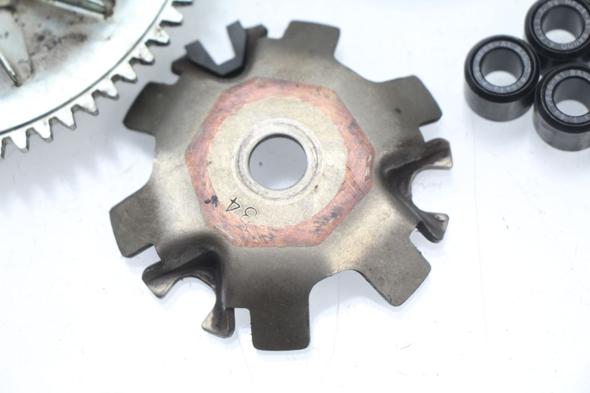 photo de VARIATOR PEUGEOT LOOXOR 50 (2001 - 2004) - Alternative perspective