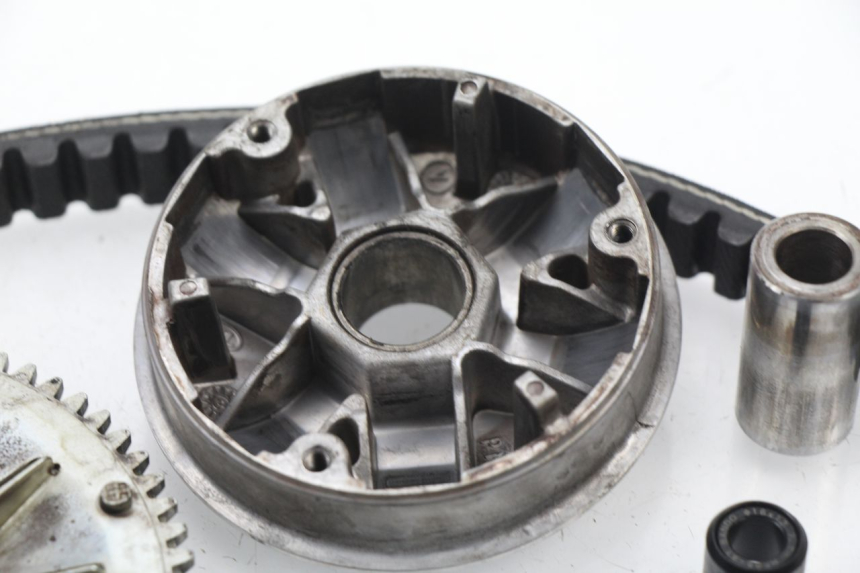 photo de VARIATOR PEUGEOT LOOXOR 50 (2001 - 2004) - Surface and material condition