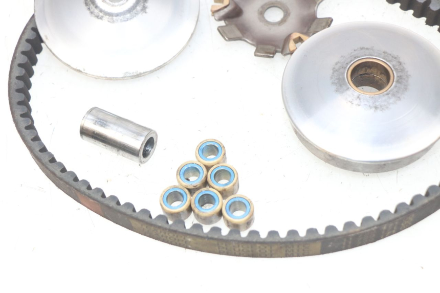 photo de VARIATOR PEUGEOT LUDIX 50 (2008 - 2017) - Alternative perspective