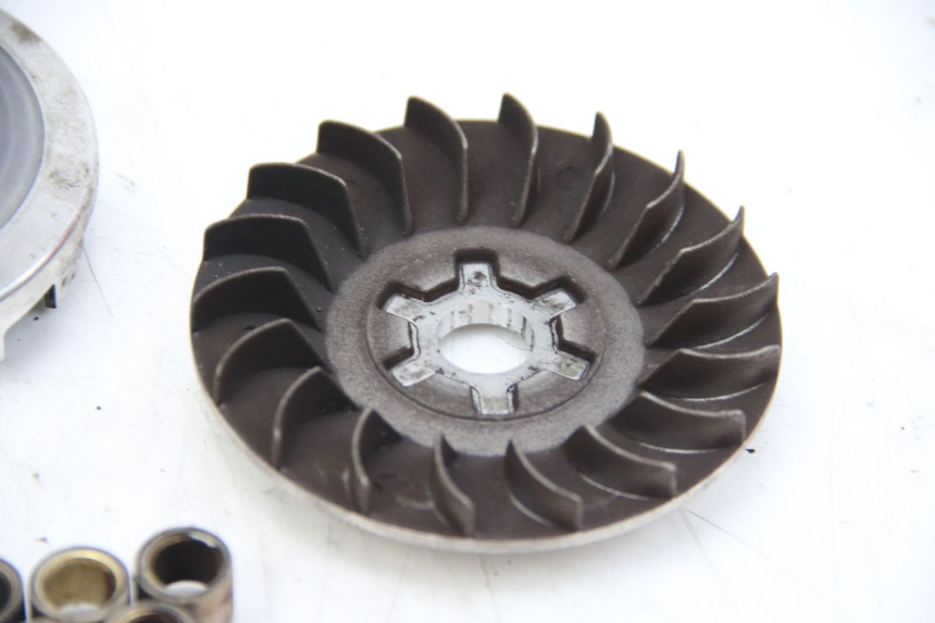 photo de VARIATOR TNT MOTOR OTTO 2T 50 (2012 - 2018) - Fixing points details