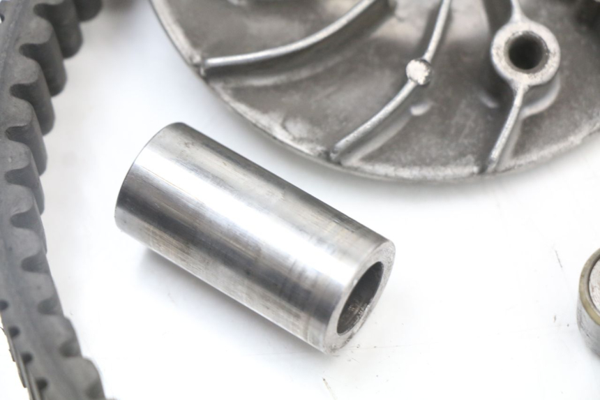 photo de VARIATOR HONDA PCX (JF47) 125 (2012 - 2013) - Surface and material condition