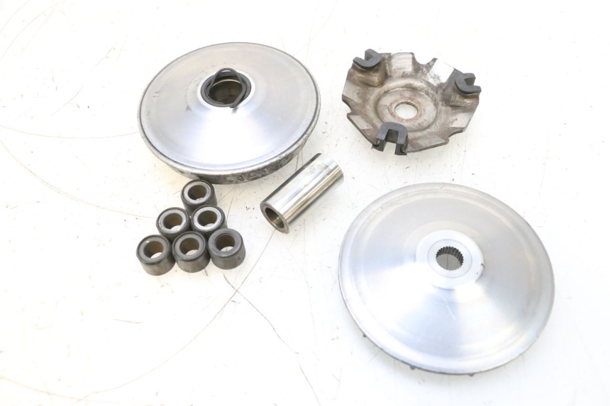 photo de VARIATOR HONDA PCX (JF57/JF64) 125 (2014 - 2018) - Alternative perspective