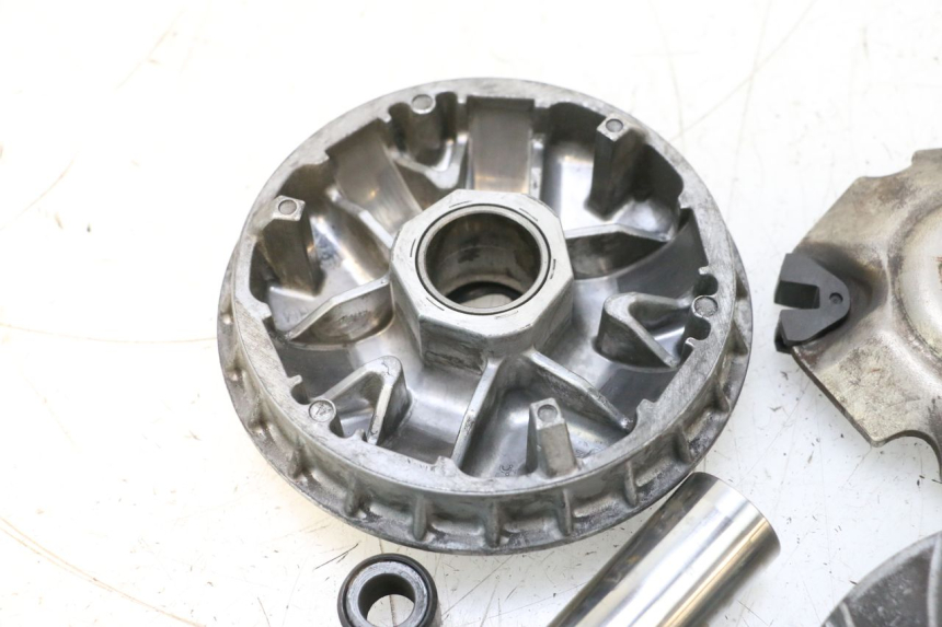 photo de VARIATOR HONDA PCX (JF57/JF64) 125 (2014 - 2018) - Markings and original references