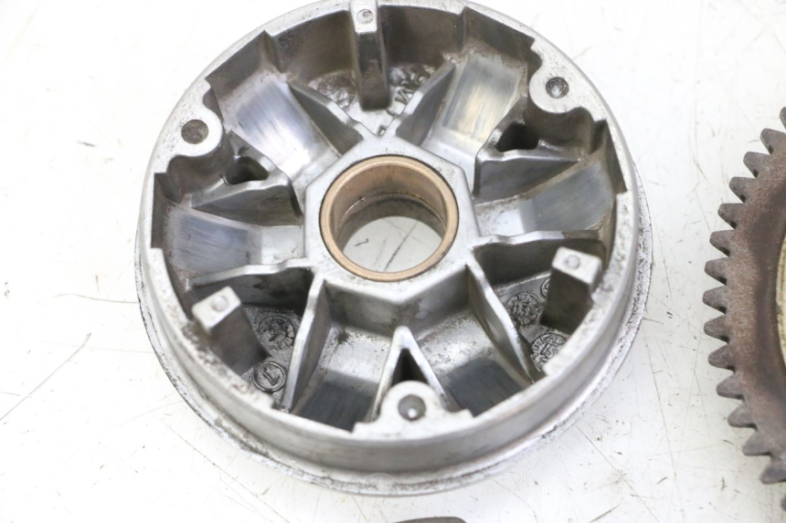 photo de VARIATOR PEUGEOT KISBEE 4T 50 (2010 - 2017) - Checked used part