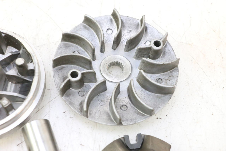photo de VARIATOR YIYING RETRO 125 (2008 - 2018) - Additional view of the item