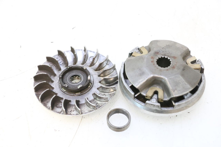 photo de VARIATOR KEEWAY RY6 2T 50 (2011 - 2019) - Component detail
