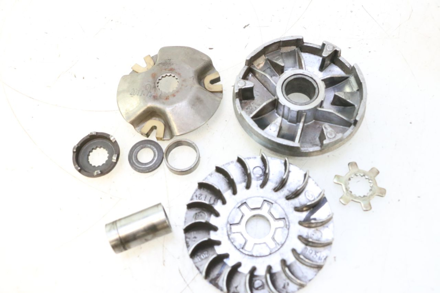photo de VARIATOR KEEWAY RY6 2T 50 (2011 - 2019) - Surface and material condition