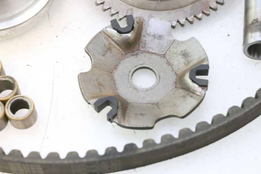 photo de VARIATOR JM MOTORS SANTANA 50 (2014 - 2023) - Fixing points details