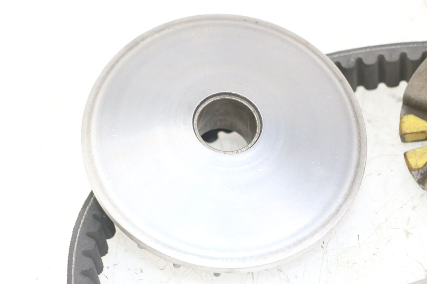 photo de VARIATOR PEUGEOT SATELIS 125 (2013 - 2018) - Technical close-up