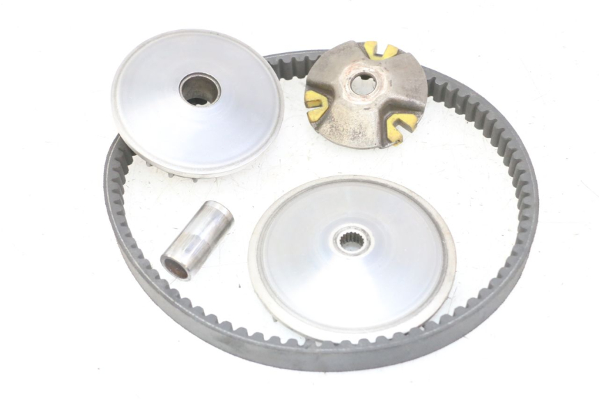 photo de VARIATOR PEUGEOT SATELIS 125 (2013 - 2018) - Fixing points details