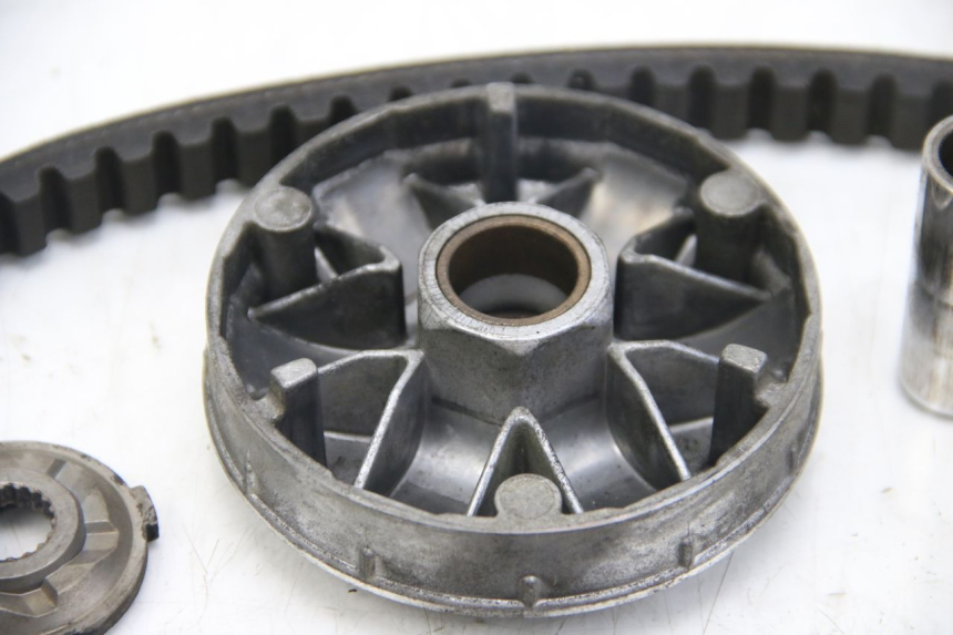 photo de VARIATOR APRILIA SCARABEO 4T 50 (2009 - 2017) - Surface and material condition