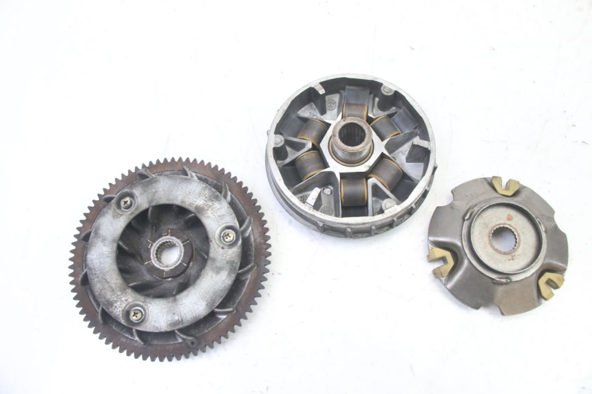 photo de VARIATOR APRILIA SCARABEO GT TOURING 125 (1999 - 2005) - Zoom on usage condition