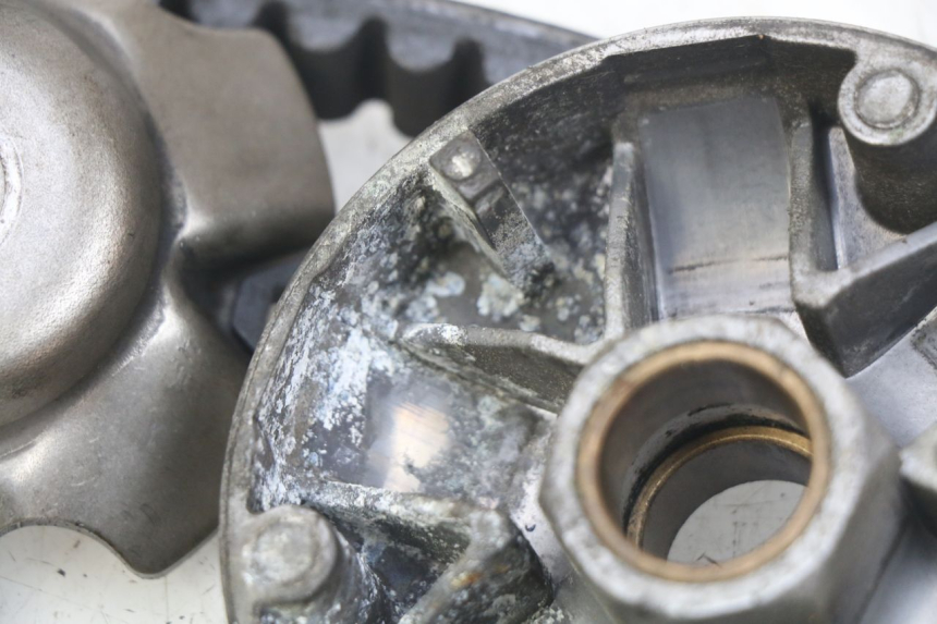 photo de VARIATOR APRILIA SCARABEO 100 (2003 - 2012) - Distinctive features