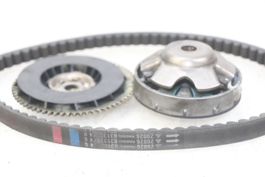 photo de VARIATOR APRILIA SCARABEO 100 (2003 - 2012) - Zoom on usage condition
