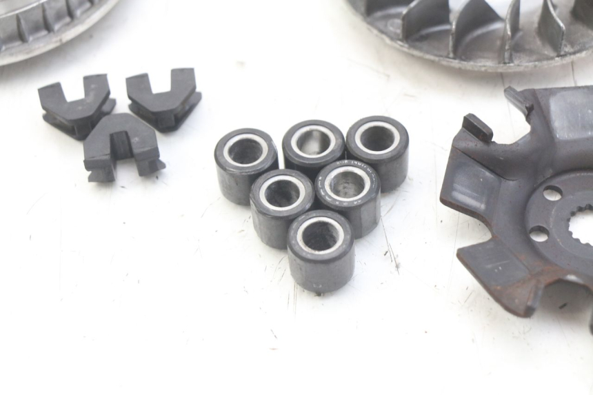 photo de VARIATOR MBK SKYCRUISER 125 (2006 - 2009) - Alternative perspective