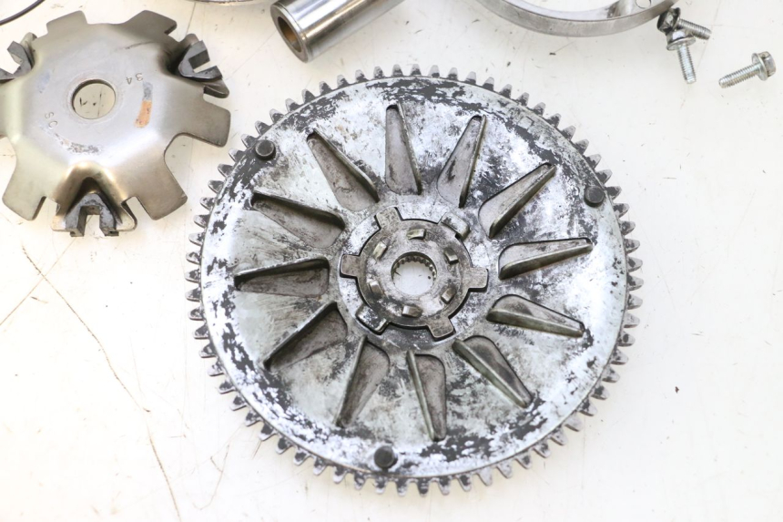 photo de VARIATOR PEUGEOT SPEEDFIGHT LC 50 (1996 - 2002) - Distinctive features