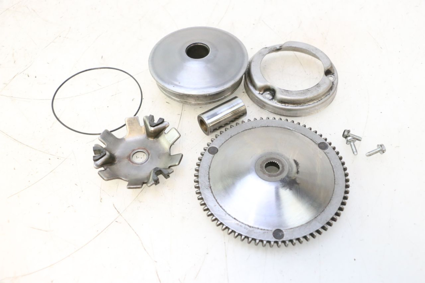 photo de VARIATOR PEUGEOT SPEEDFIGHT LC 50 (1996 - 2002) - Fixing points details