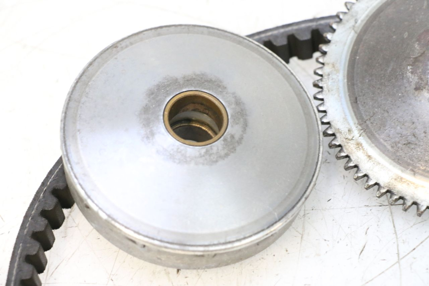 photo de VARIATOR APRILIA SR MOTARD 50 (2012 - 2018) - Technical close-up