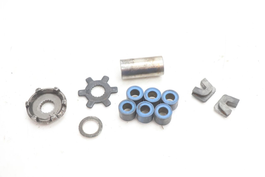 photo de VARIATOR MBK STUNT NAKED 50 (2004 - 2018) - Fixing points details