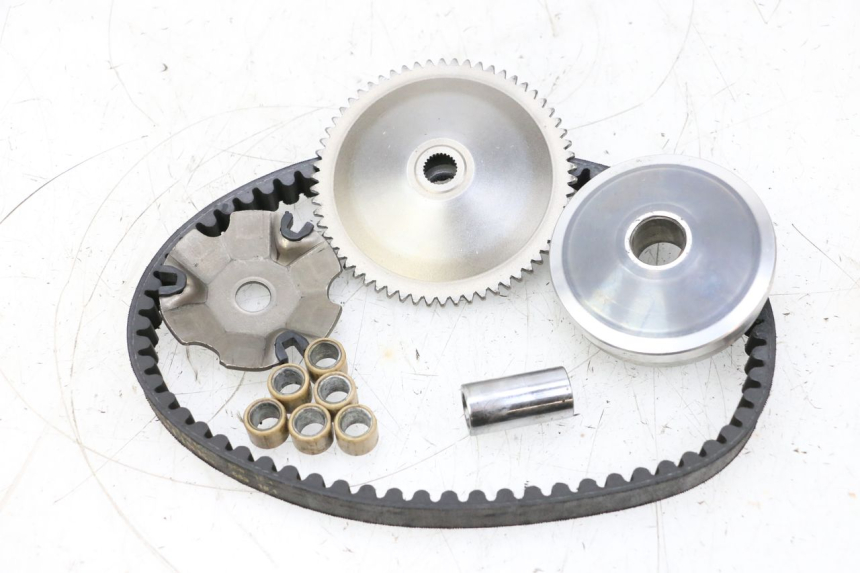 photo de VARIATOR NECO TEMPO 4T 50 (2022 - 2026) - Surface and material condition