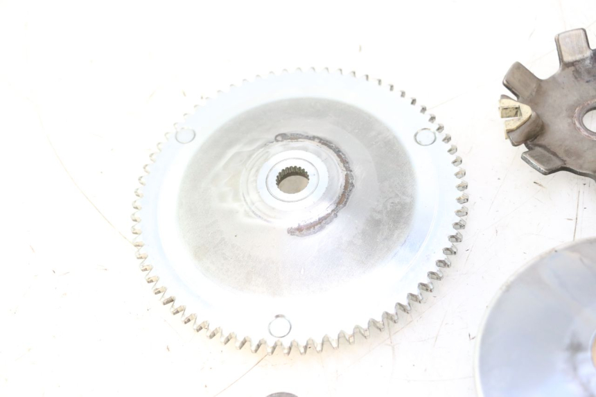 photo de VARIATOR PEUGEOT TREKKER TKR 50 (2005 - 2014) - Alternative perspective
