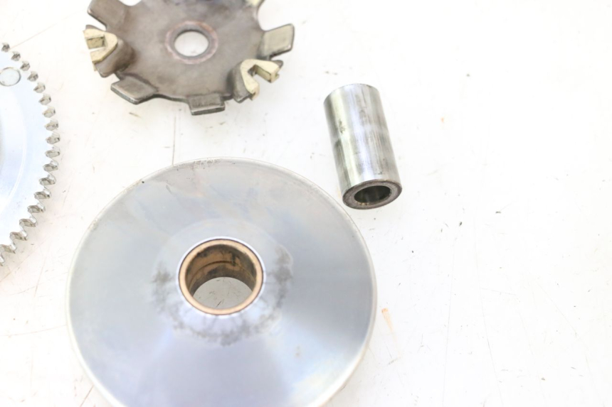 photo de VARIATOR PEUGEOT TREKKER TKR 50 (2005 - 2014) - Technical close-up