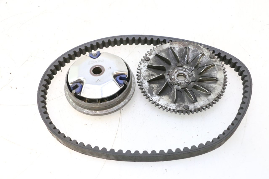 photo de VARIATOR PEUGEOT TREKKER 50 (1995 - 2004) - Zoom on usage condition