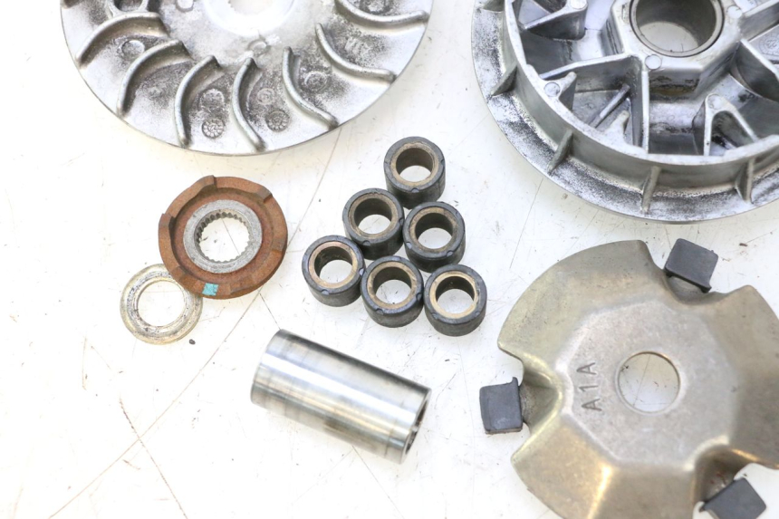 photo de VARIATOR PEUGEOT TWEET 4T 50 (2018 - 2022) - Component zoom