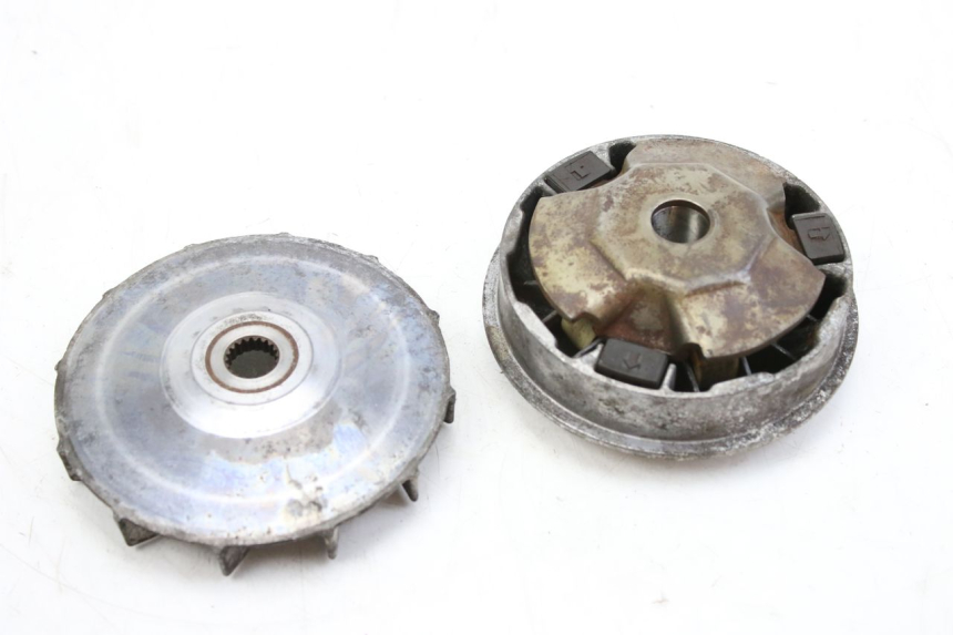 photo de VARIATOR PEUGEOT TWEET 125 (2010 - 2017) - Alternative angle