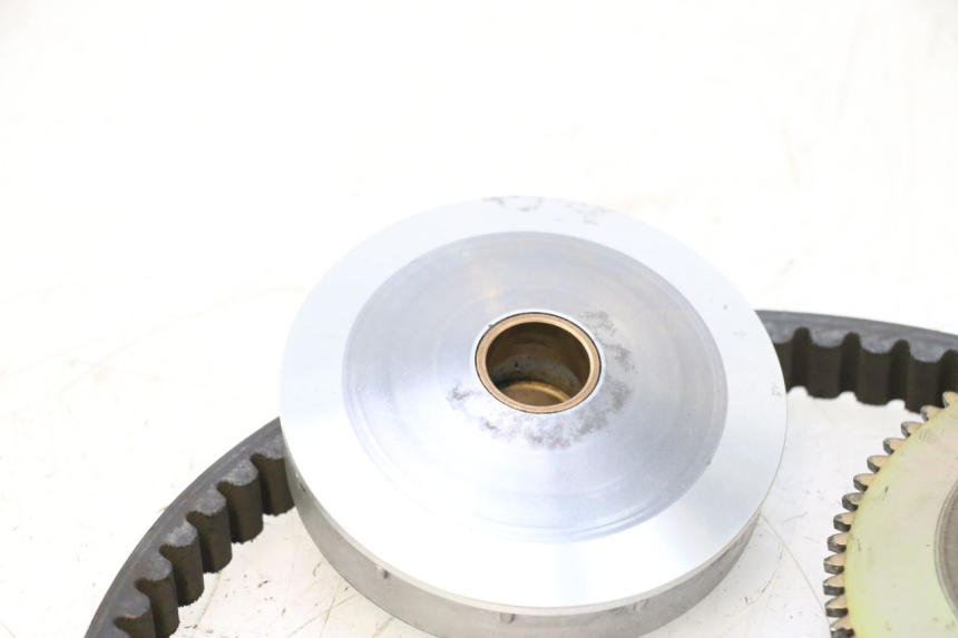 photo de VARIATOR PIAGGIO TYPHOON 50 (2000 - 2009) - Fixing points details