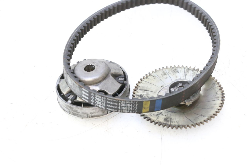 photo de VARIATOR PIAGGIO TYPHOON 50 (2000 - 2009) - Component detail