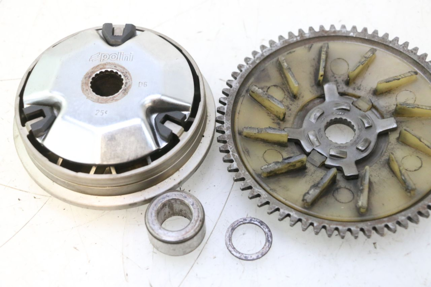photo de VARIATOR PIAGGIO TYPHOON 50 (1993 - 1999) - Component detail
