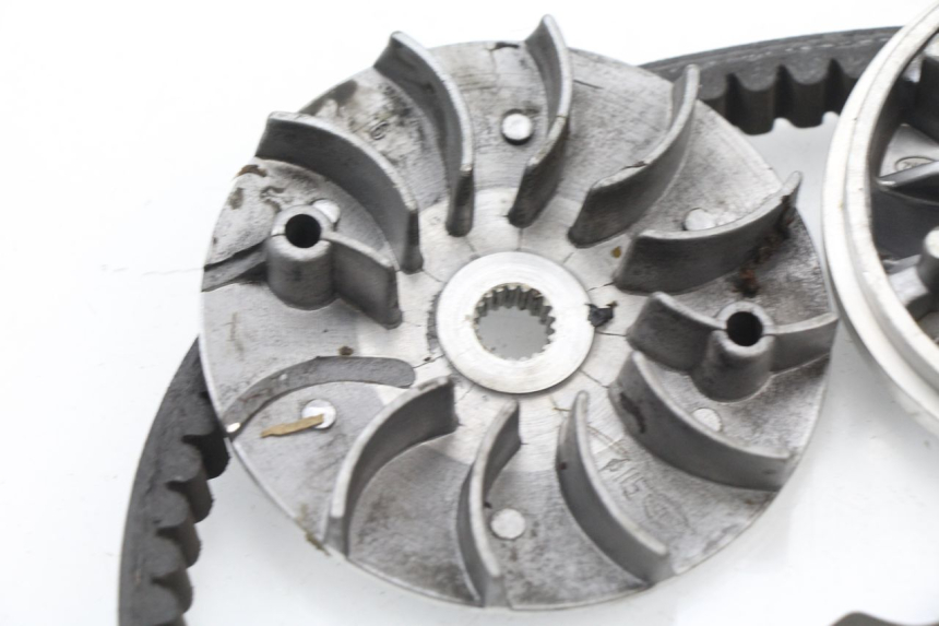 photo de VARIATOR REVATTO URBA GT 125 (2007 - 2017) - Fixing points details