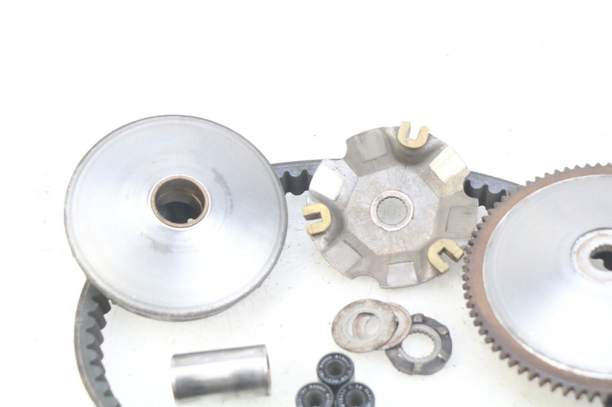 photo de VARIATOR PIAGGIO VESPA LXV 125 (2006 - 2009) - Alternative perspective