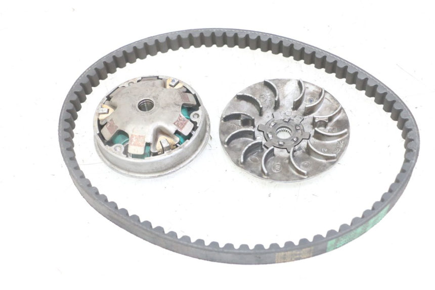 photo de VARIATOR PEUGEOT VIVACITY NEW 2T 50 (2008 - 2017) - Zoom on usage condition