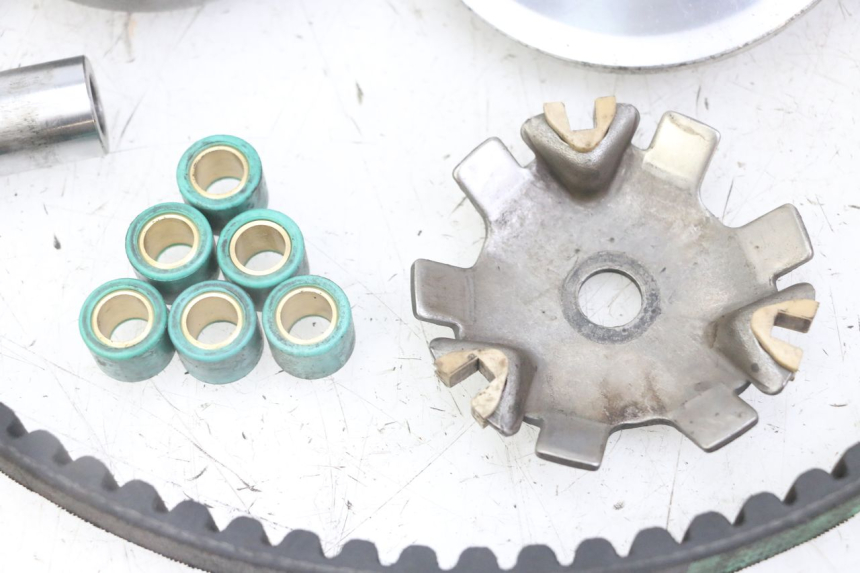 photo de VARIATOR PEUGEOT VIVACITY NEW 2T 50 (2008 - 2017) - Alternative perspective