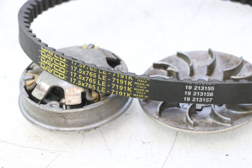 photo de VARIATOR PEUGEOT VIVACITY NEW 2T 50 (2008 - 2017) - Zoom on usage condition