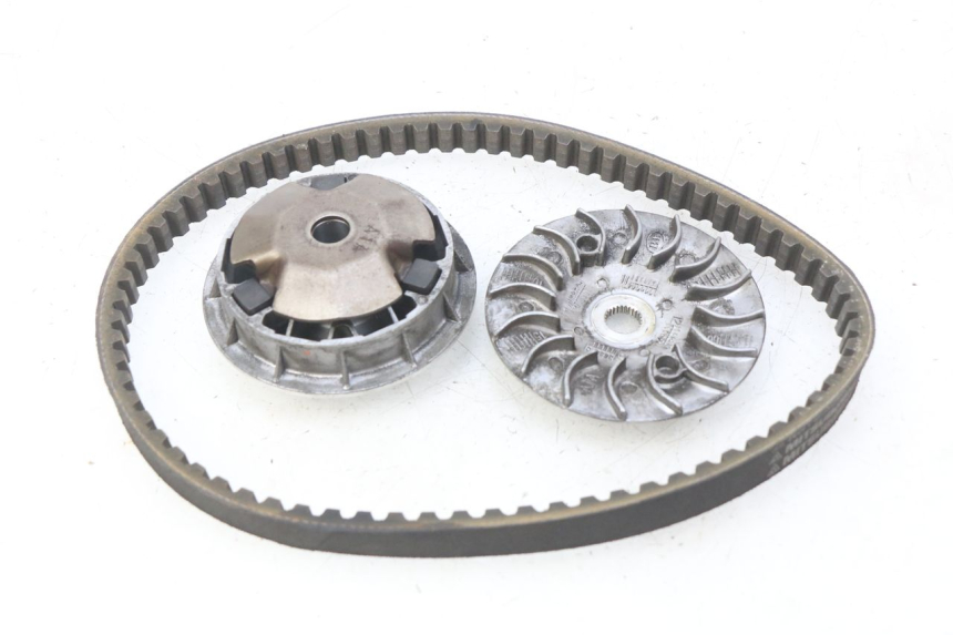 photo de VARIATOR PEUGEOT VIVACITY NEW 4T 50 (2008 - 2017) - Zoom on usage condition