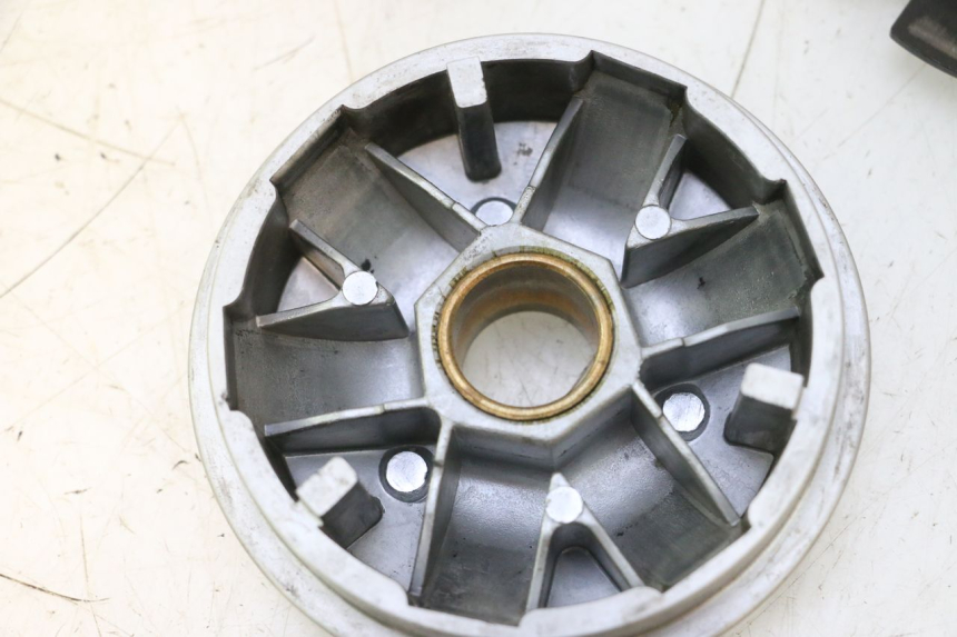 photo de VARIATOR PEUGEOT VIVACITY 50 (1998 - 2003) - Zoom on usage condition