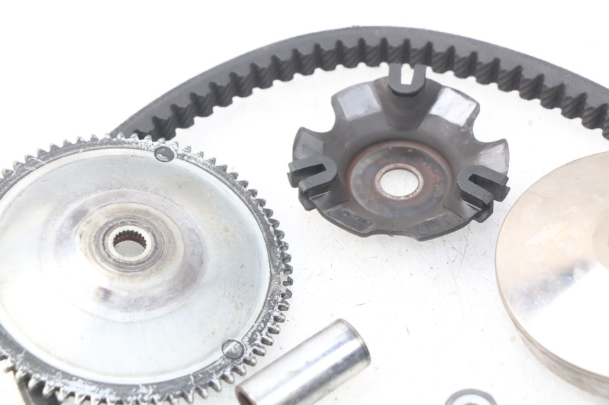 photo de VARIATOR PEUGEOT VIVACITY 100 (1999 - 2008) - Technical close-up