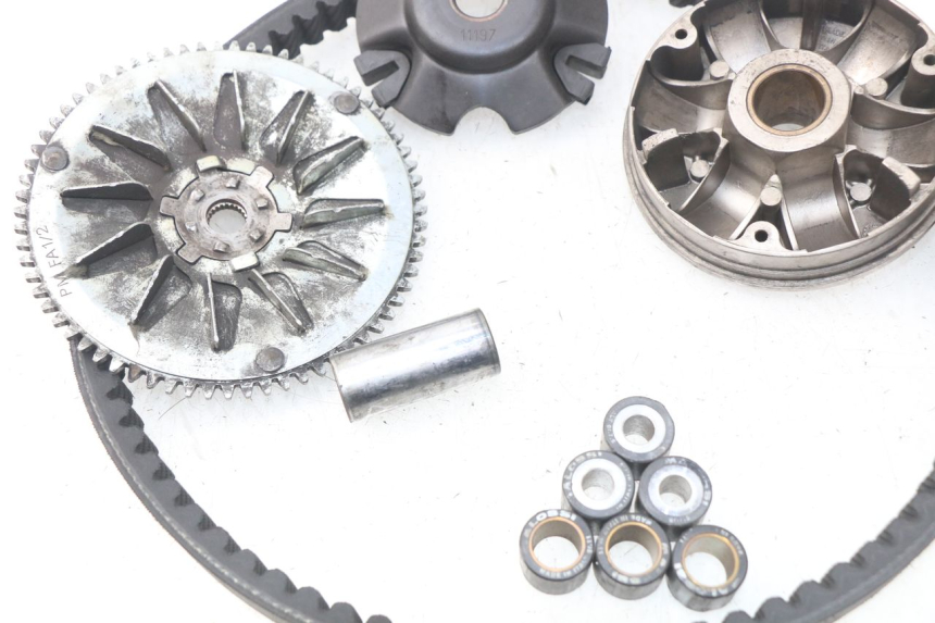 photo de VARIATOR PEUGEOT VIVACITY 100 (1999 - 2008) - Surface and material condition