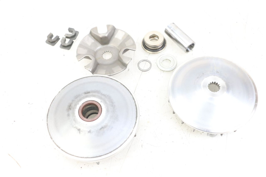 photo de VARIATOR YAMAHA XMAX X-MAX 125 (2006 - 2009) - Technical close-up