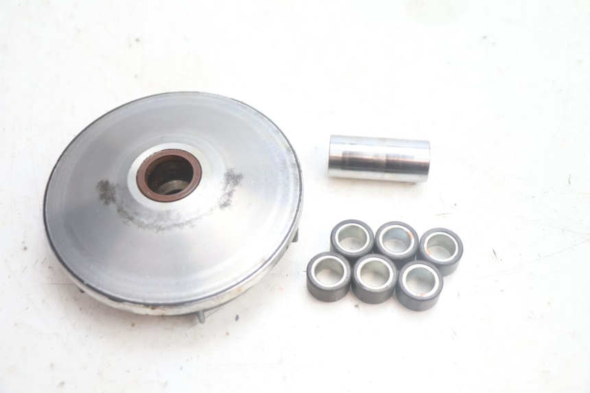 photo de VARIATOR YAMAHA XMAX X-MAX 125 (2006 - 2009) - Alternative perspective